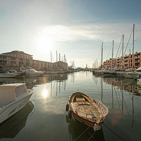 Real Italian Estate - Red Coral Apartment Genoa Ngoại thất bức ảnh