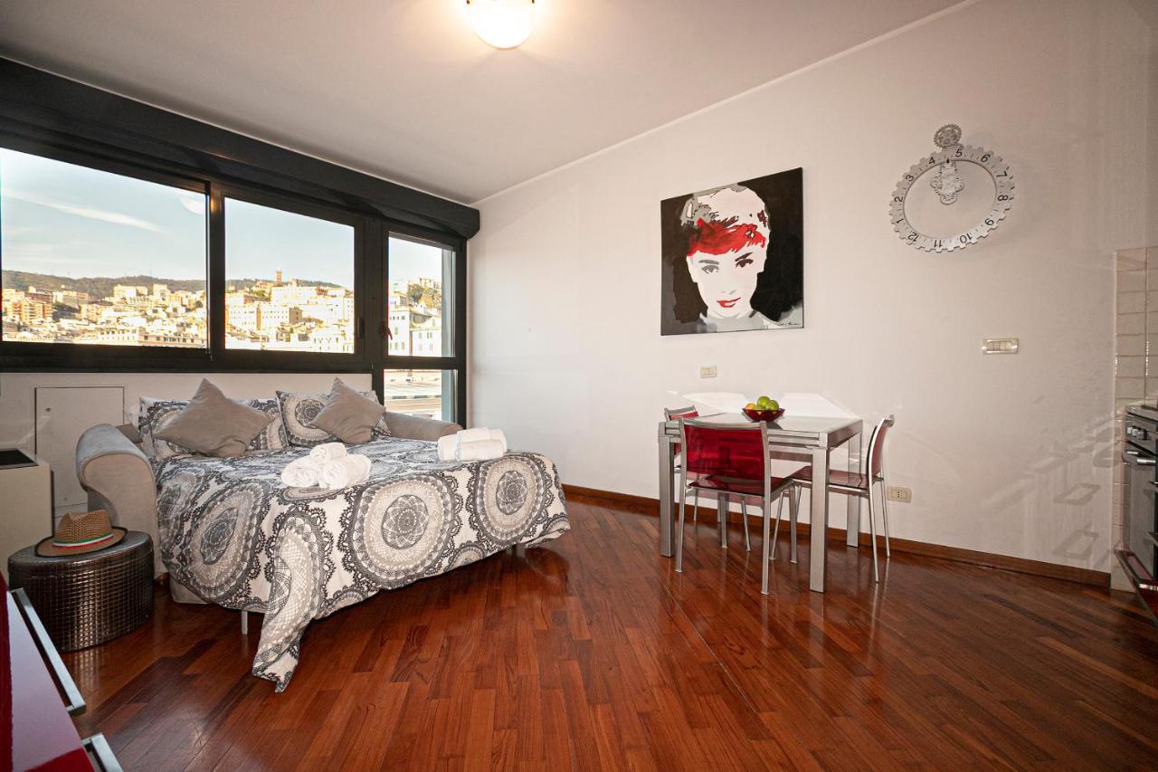 Real Italian Estate - Red Coral Apartment Genoa Ngoại thất bức ảnh