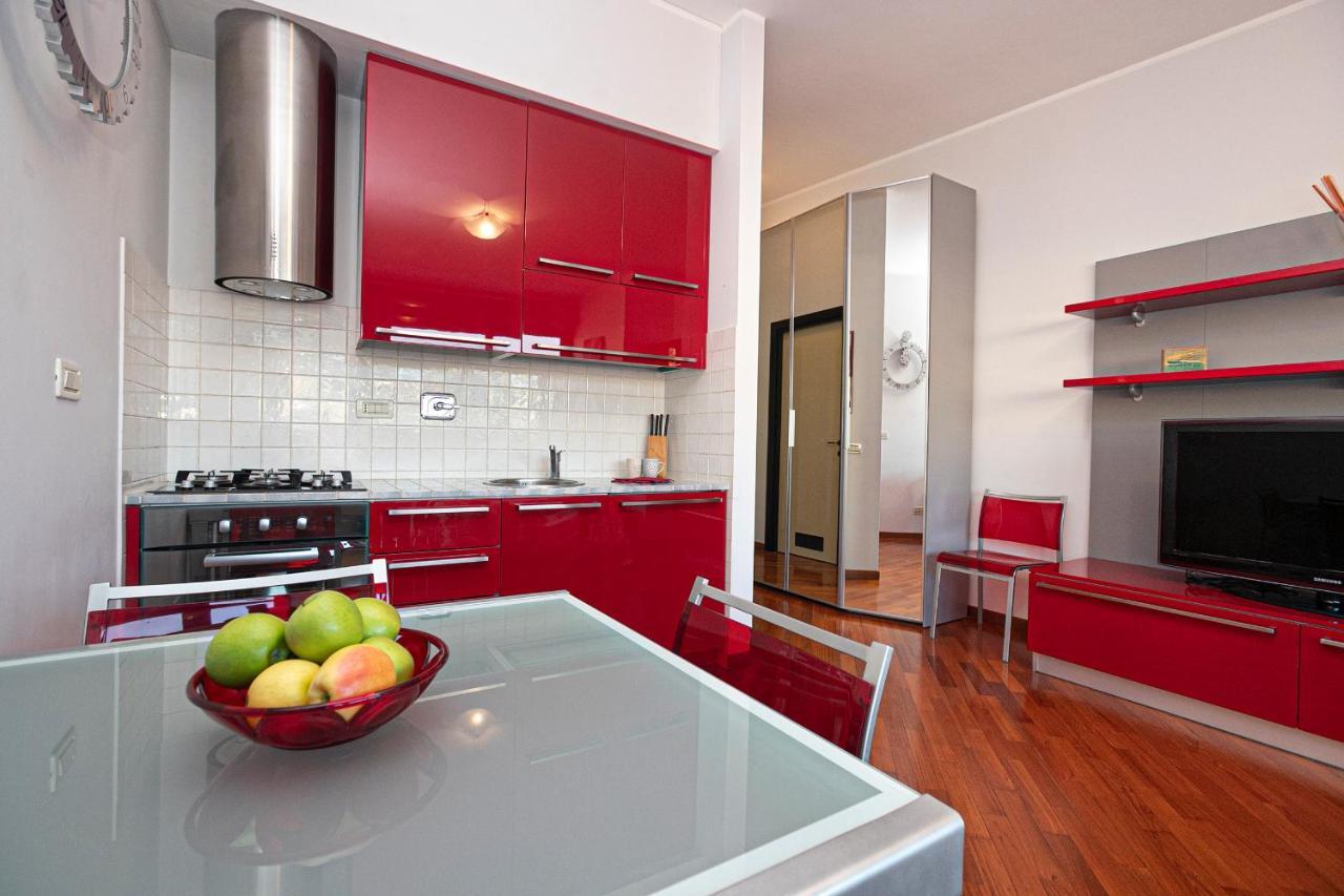 Real Italian Estate - Red Coral Apartment Genoa Ngoại thất bức ảnh